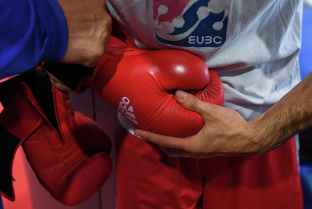 «Это был очень скучный бой». Арман Царукян оценил выступление Махачева с Делла Маддаленой